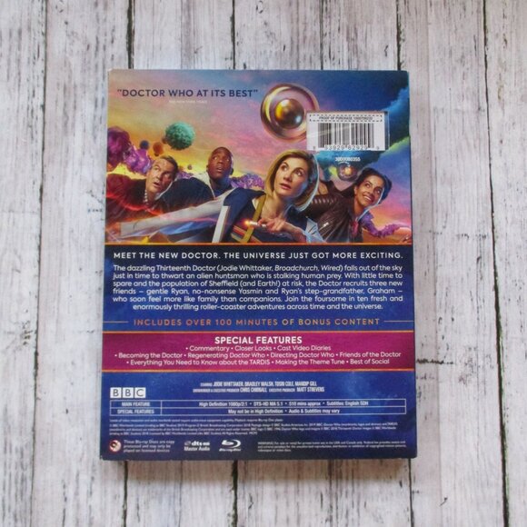 Doctor Who: Complete Eleventh Season Blu-Ray Disc Set - Picture 3 of 3